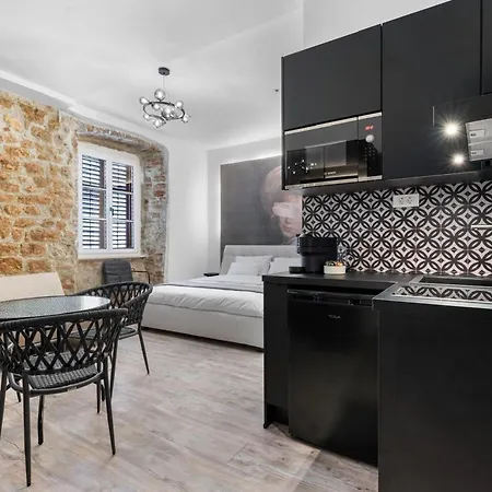 Apartament Kalelarga I Sveti Lovre *