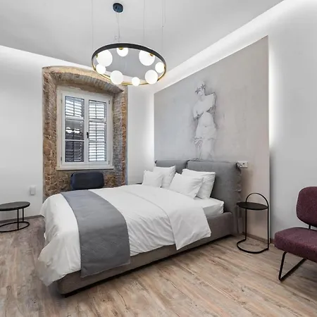 Kalelarga I Sveti Lovre Apartamento Zadar