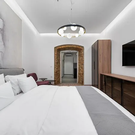 Kalelarga I Sveti Lovre * Zadar