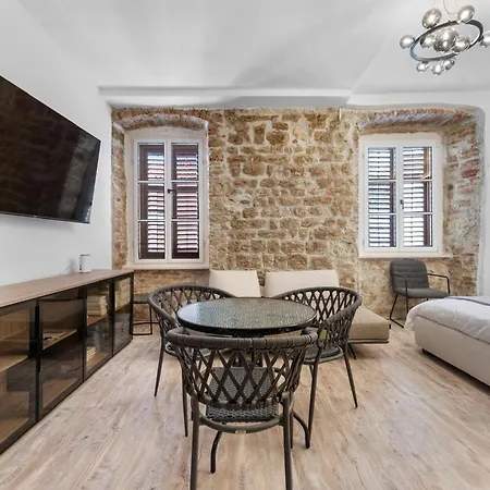 Apartament Kalelarga I Sveti Lovre Zadar